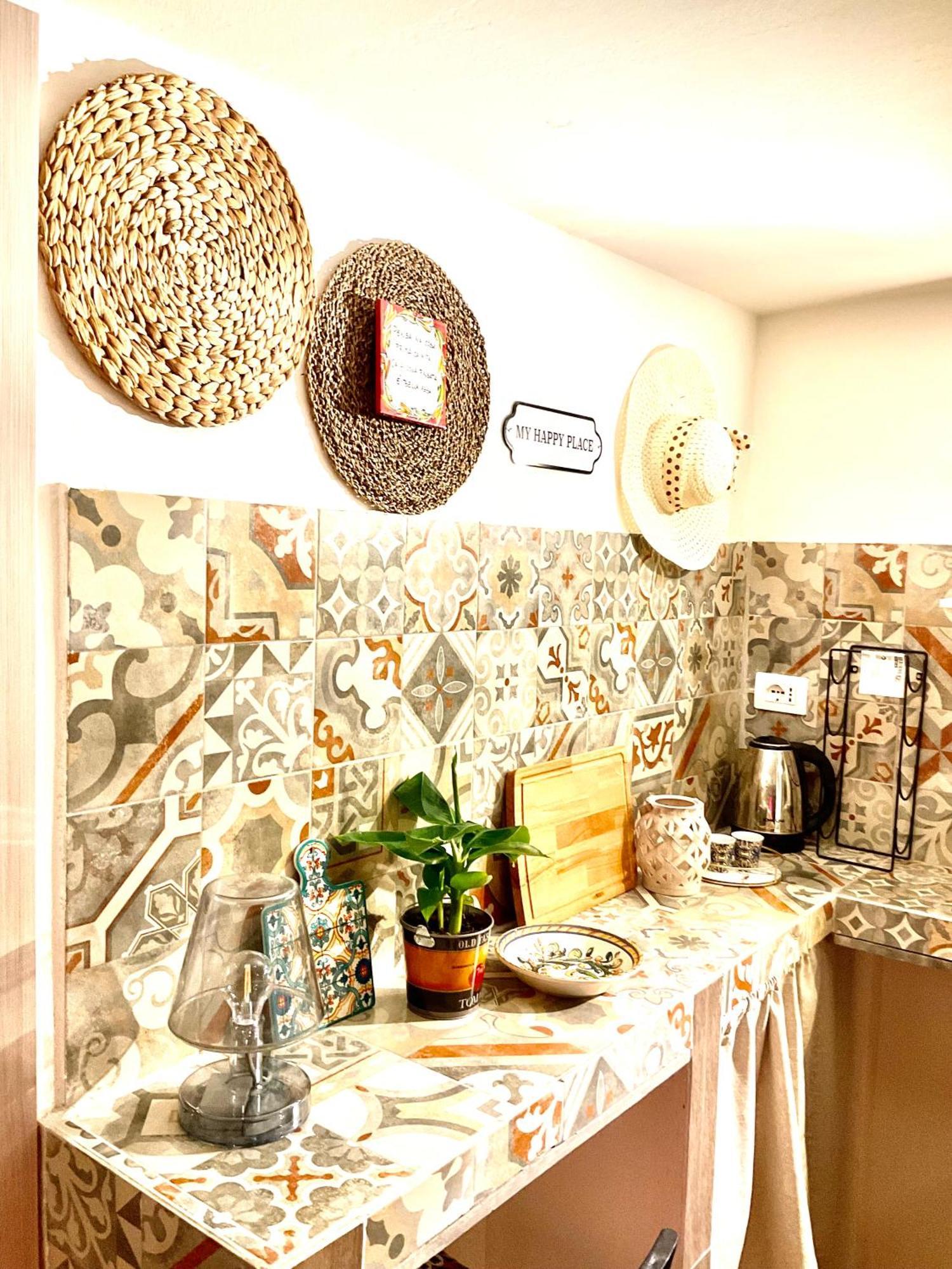 Mizzicahome Solemare كاتانيا المظهر الخارجي الصورة